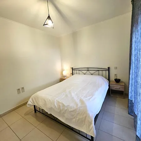 Cornelia * Πάτρα